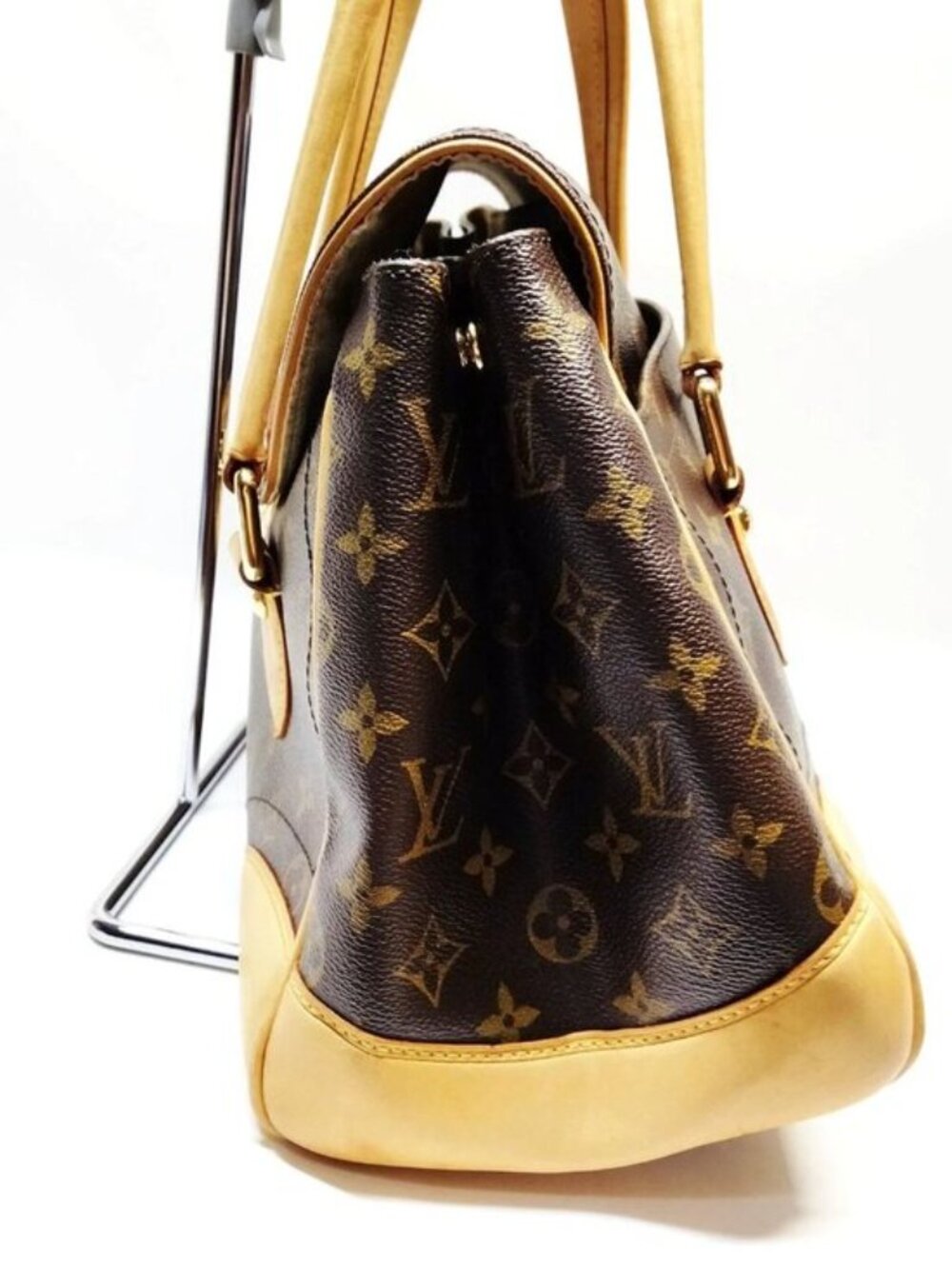 Authentic Louis Vuitton Beverly GM Monogram Shoulder Bag - Picture 4 of 16